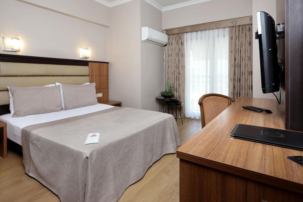 New Balturk Hotel Izmit Cocaeli Exterior foto